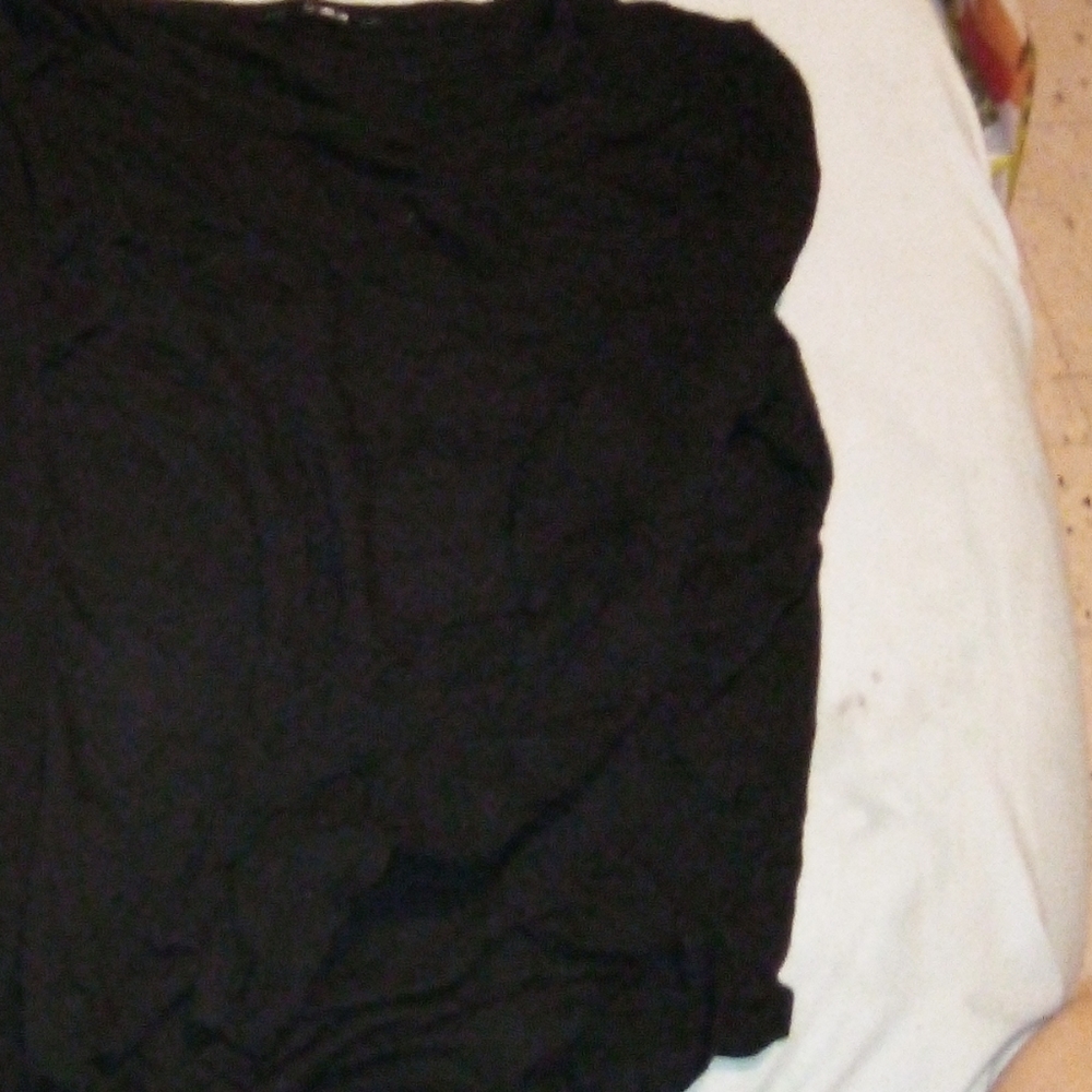 Long sleeve black shirt